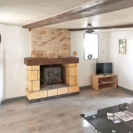 Charmante Maison Avec Jardin Cloture A Cagny *